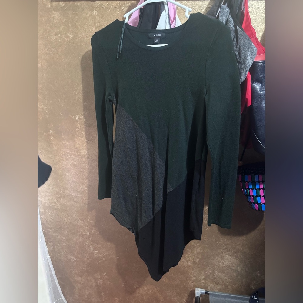Alfani Women's green, black and Gray Sweater